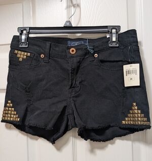 NWT LUCKY BRAND Black Denim Distressed Raw Hem Low Rise Gold Stud Malibu Shorts